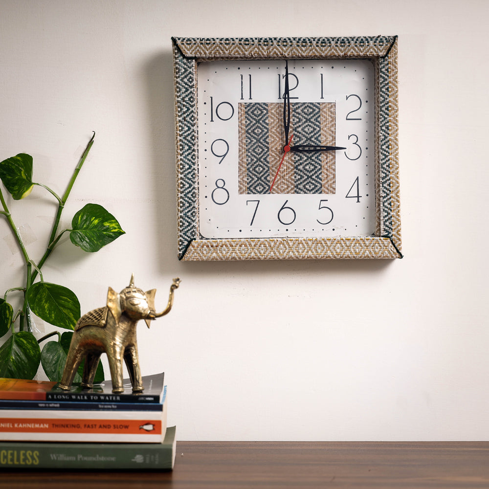 Handcrafted Madur Grass Wall Clock of Midnapur
