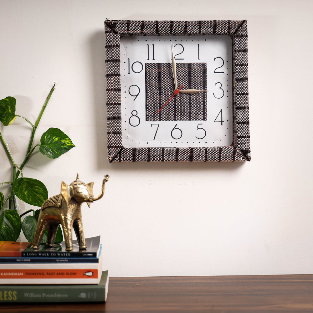 Handcrafted Madur Grass Wall Clock of Midnapur