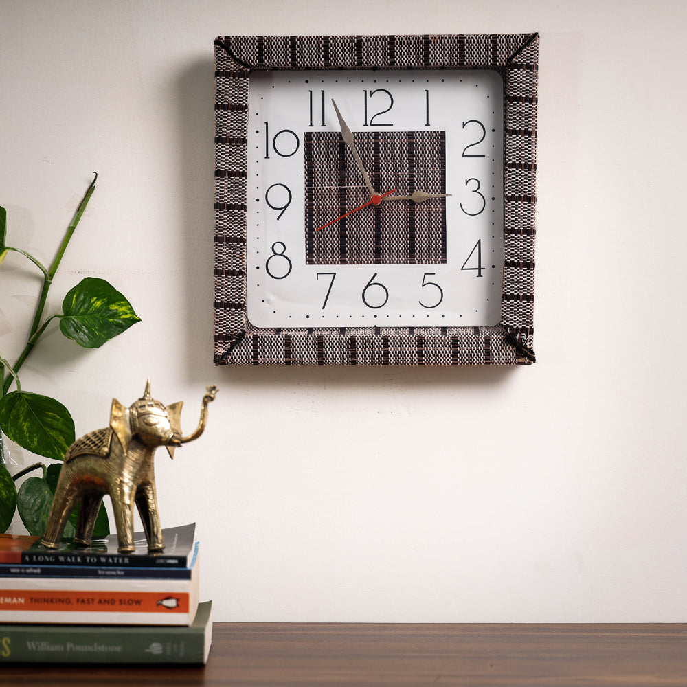 Handcrafted Madur Grass Wall Clock of Midnapur