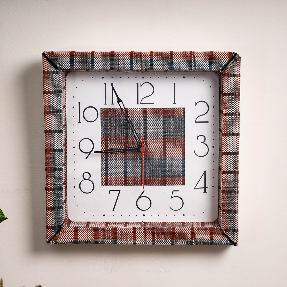 Handcrafted Madur Grass Wall Clock of Midnapur