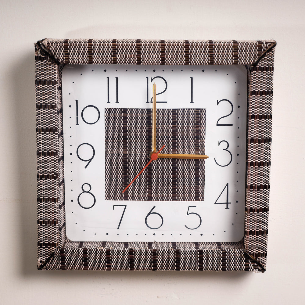 Handcrafted Madur Grass Wall Clock of Midnapur