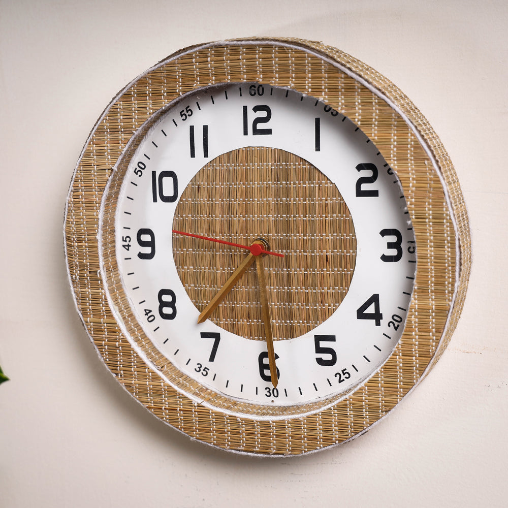 Handcrafted Madur Grass Wall Clock of Midnapur