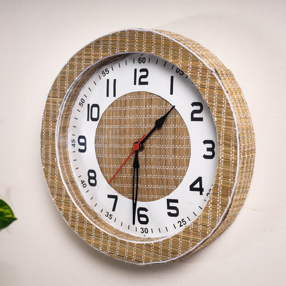 Handcrafted Madur Grass Wall Clock of Midnapur