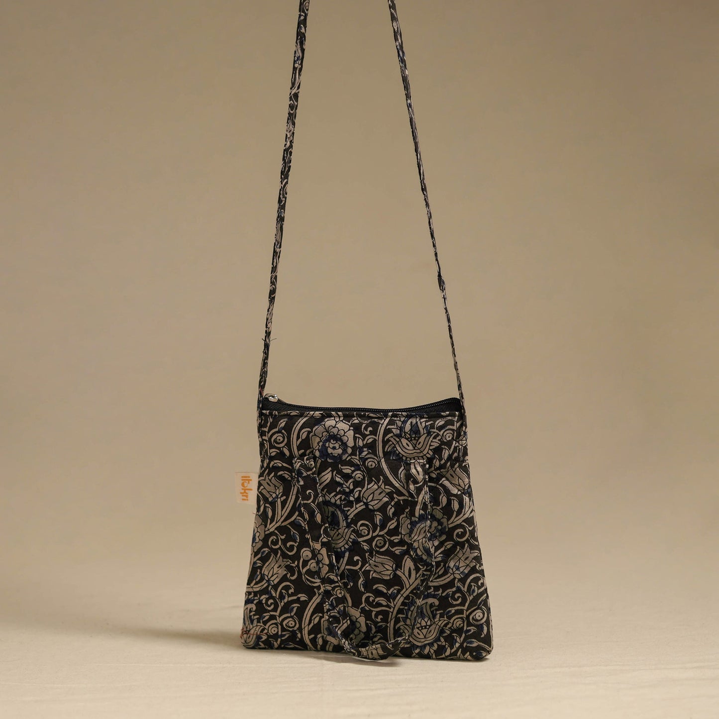 Handcrafted quilted sling bag 06