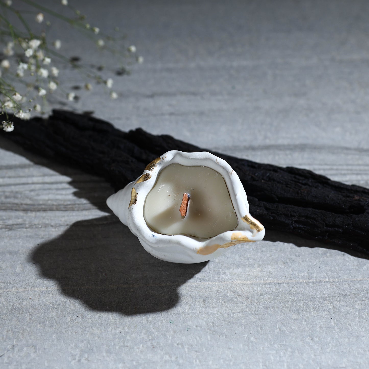 Handcrafted terracotta soy wax scented candle shank