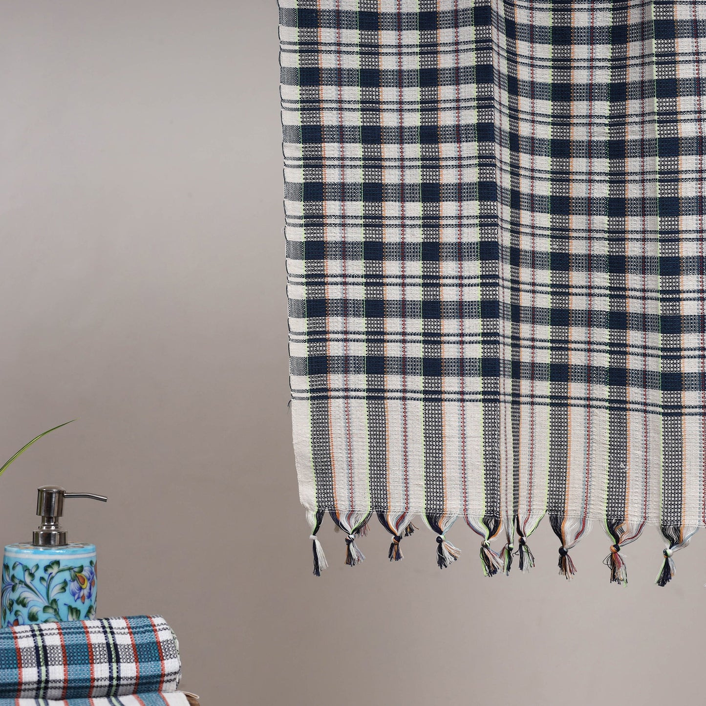 Handloom fine cotton checks bath towel 09 - handcrafted