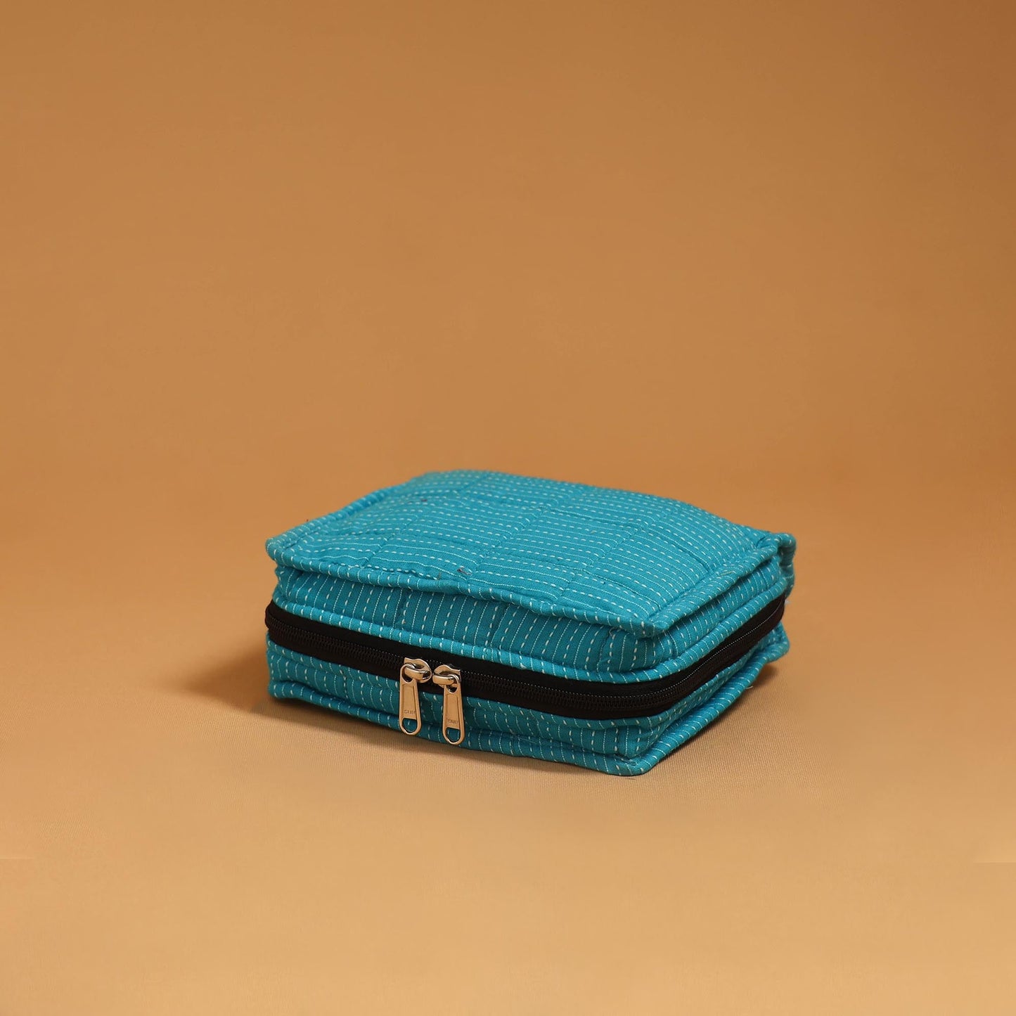 Handmade 4 pockets quilted jewellery bag 02 - handcrafted