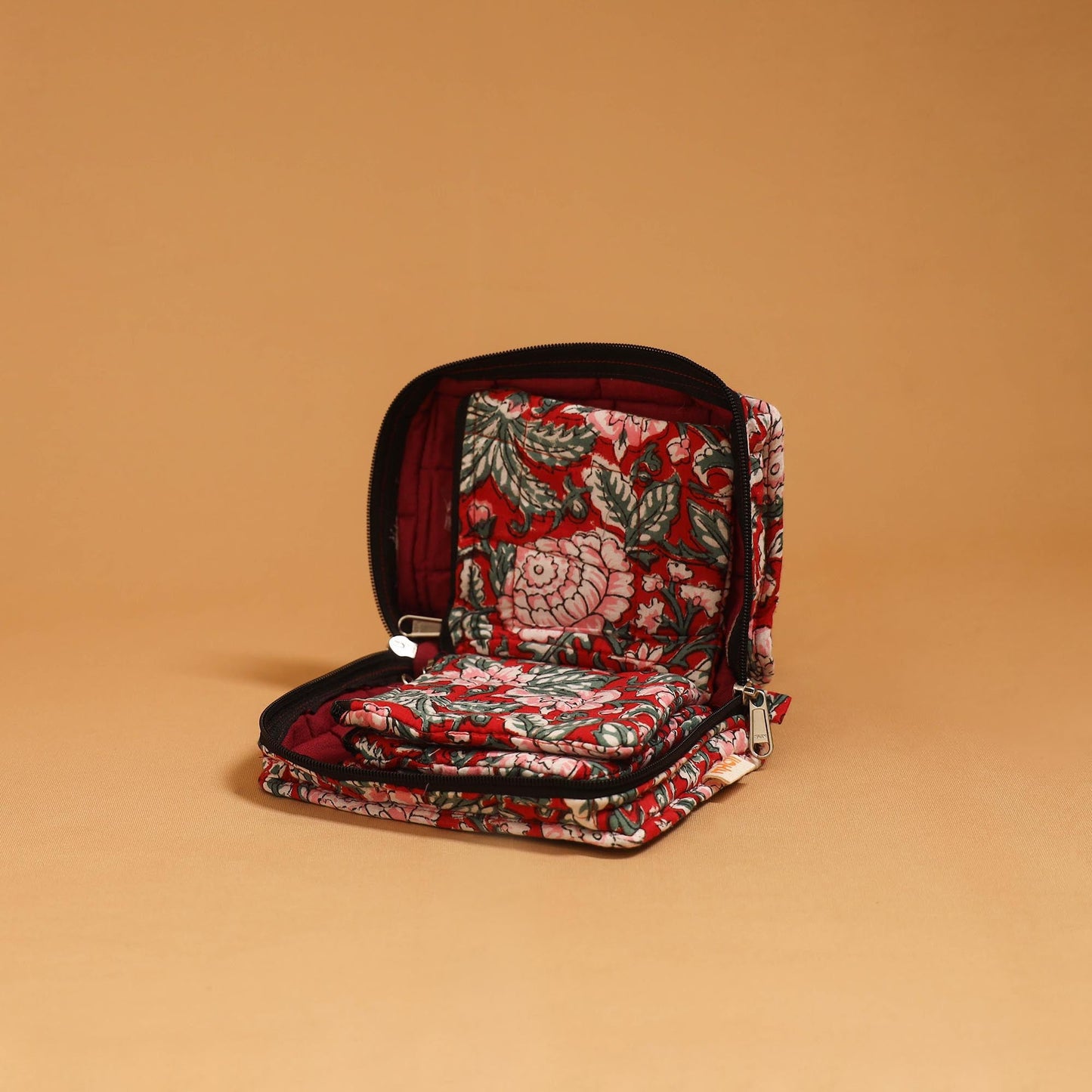 Handmade 4 pockets quilted jewellery bag 08 - handcrafted