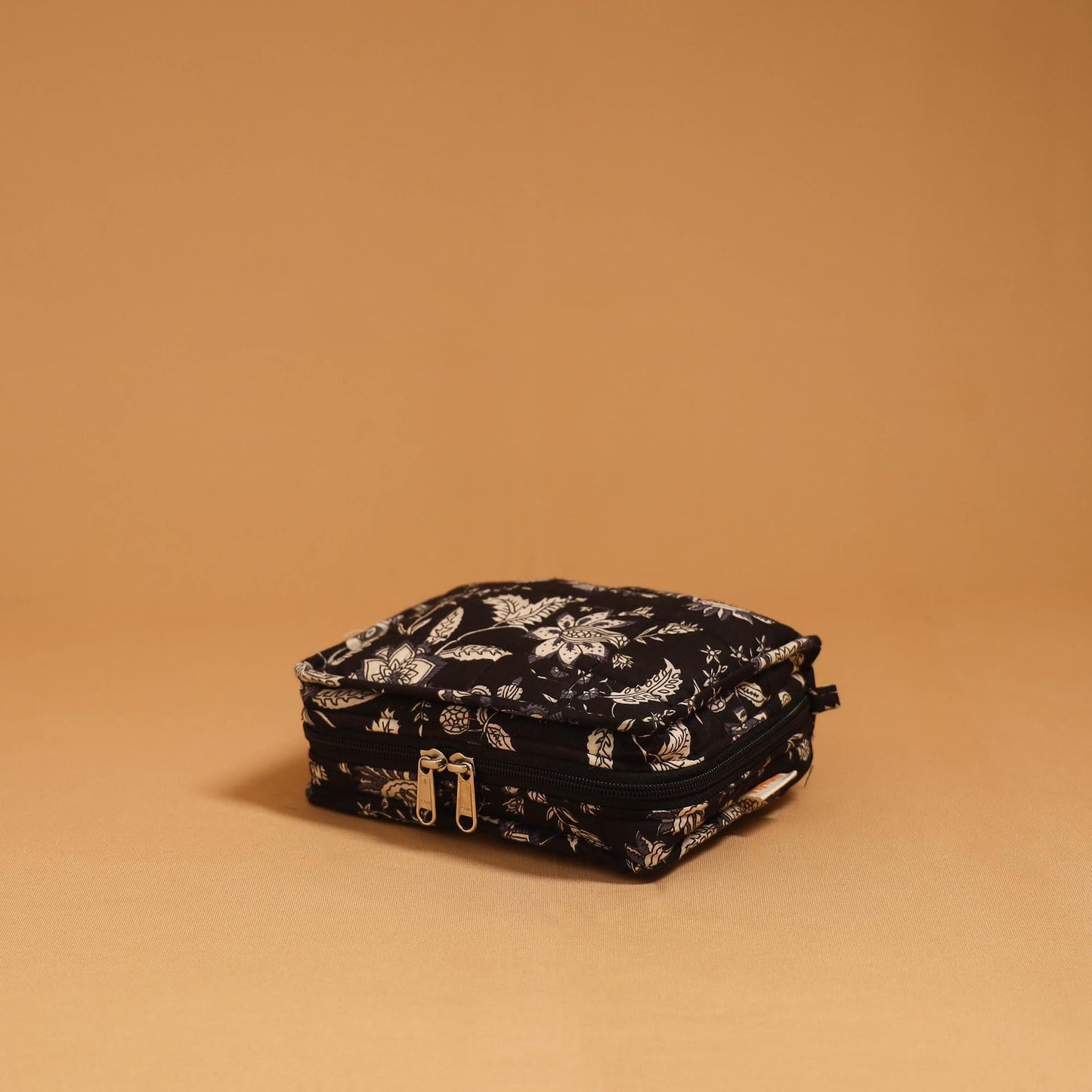 Handmade 4 pockets quilted jewellery bag 43 - handcrafted