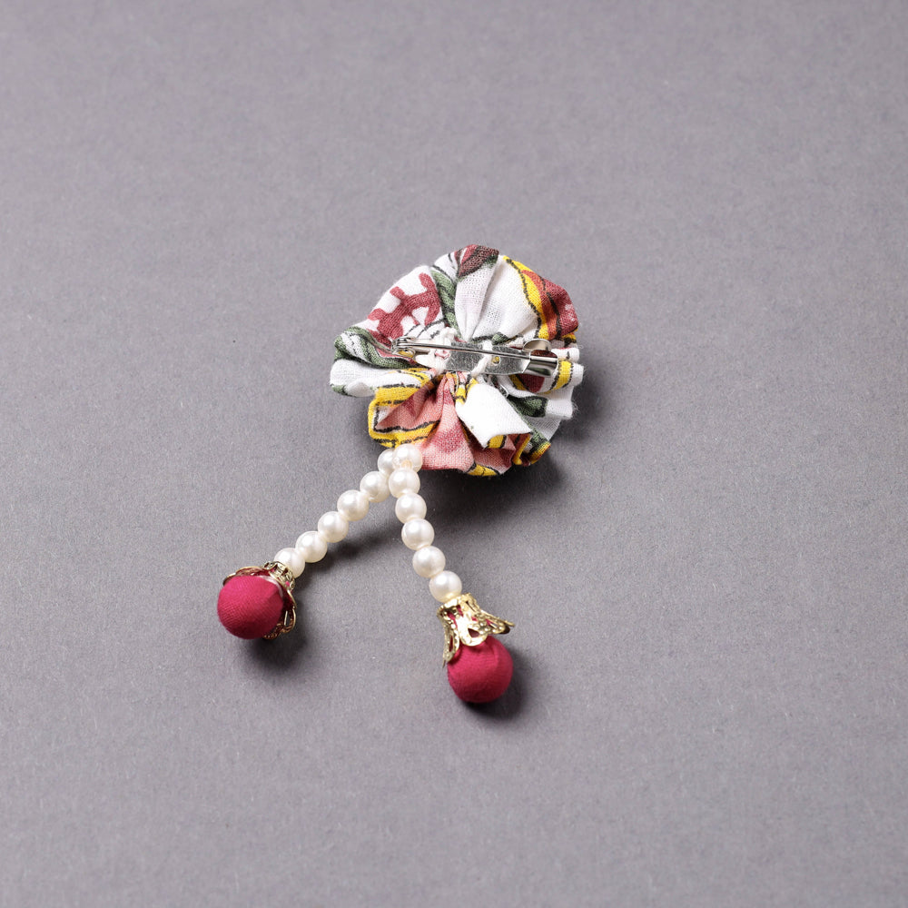 Handmade Beadwork Flower Saree Pin