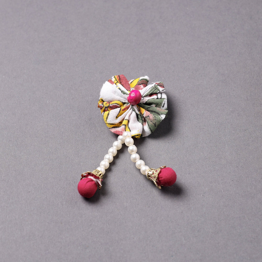 Handmade Beadwork Flower Saree Pin