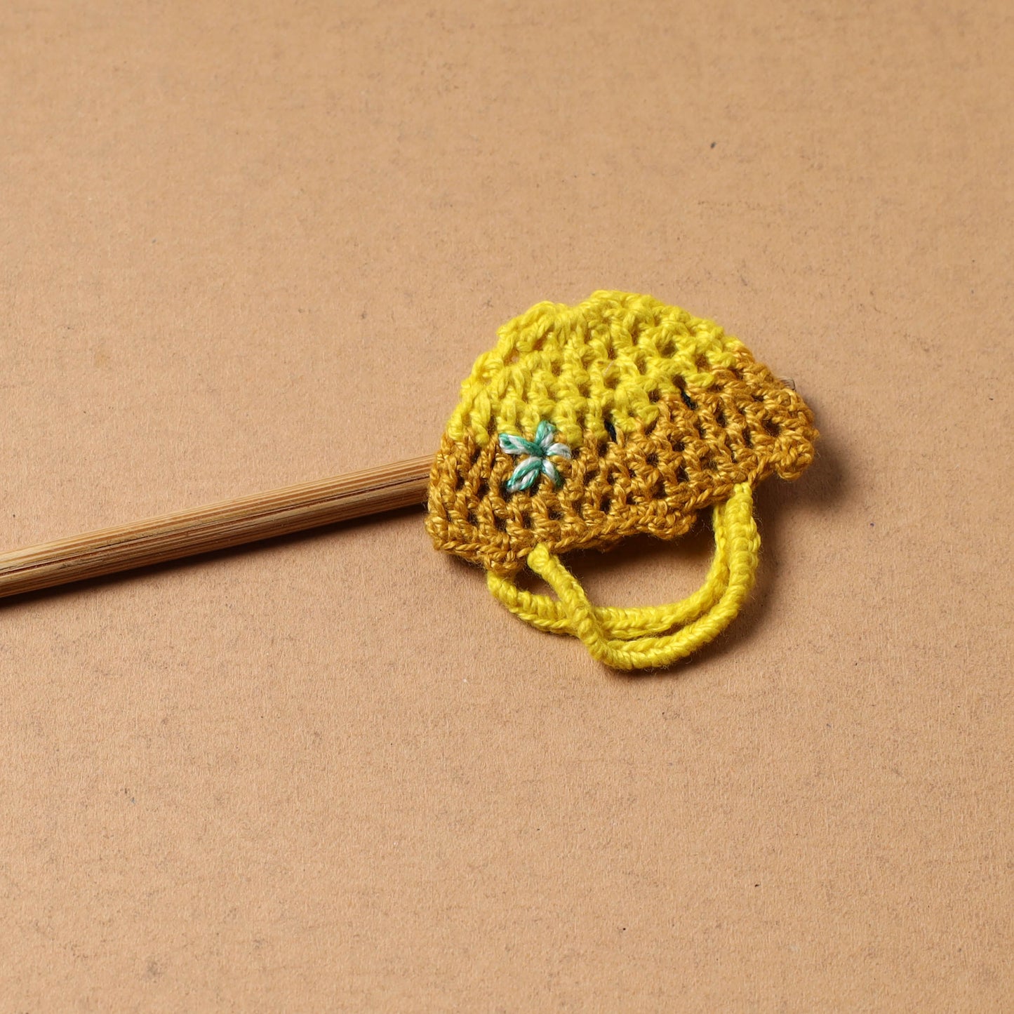 Handmade Crochet Wooden Juda Stick Online at iTokri.com