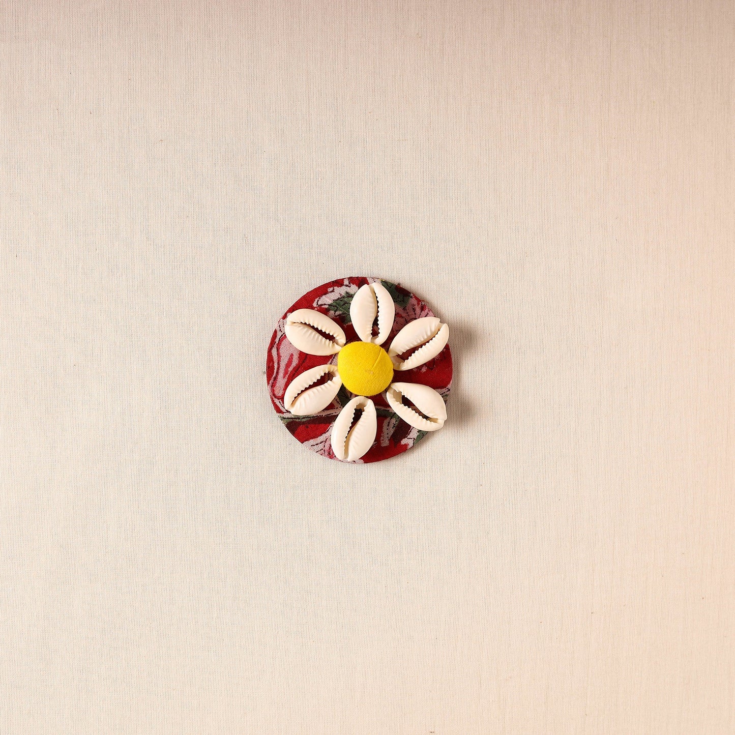 Handmade Fabart Wooden Shell Work Magnet