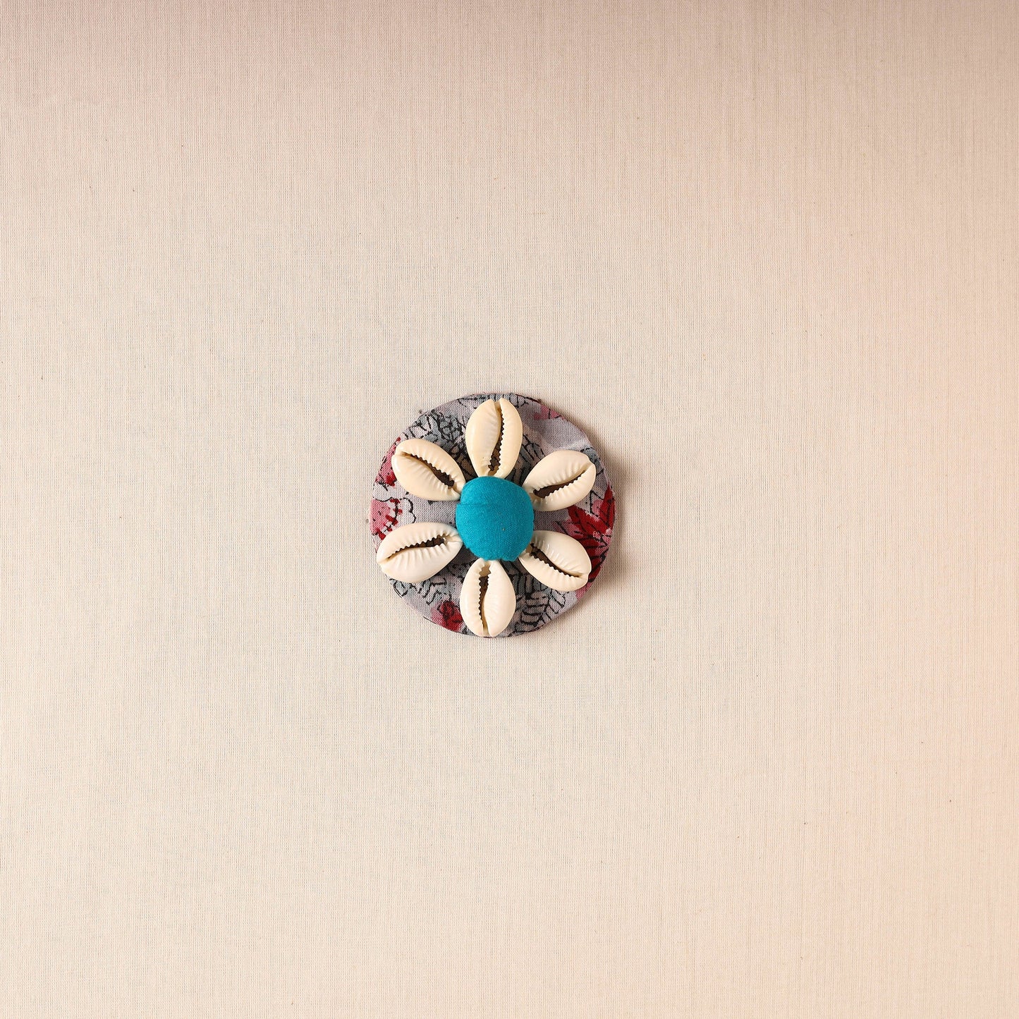 Handmade Fabart Wooden Shell Work Magnet