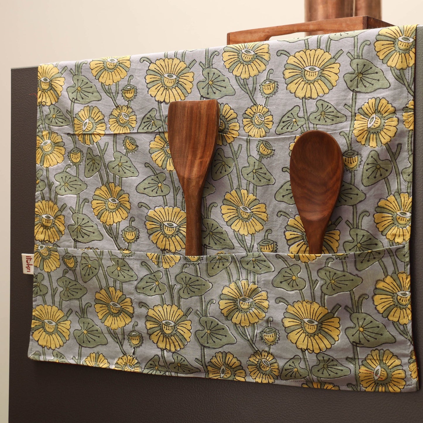 Handmade fridge top cover with multiple pockets 03