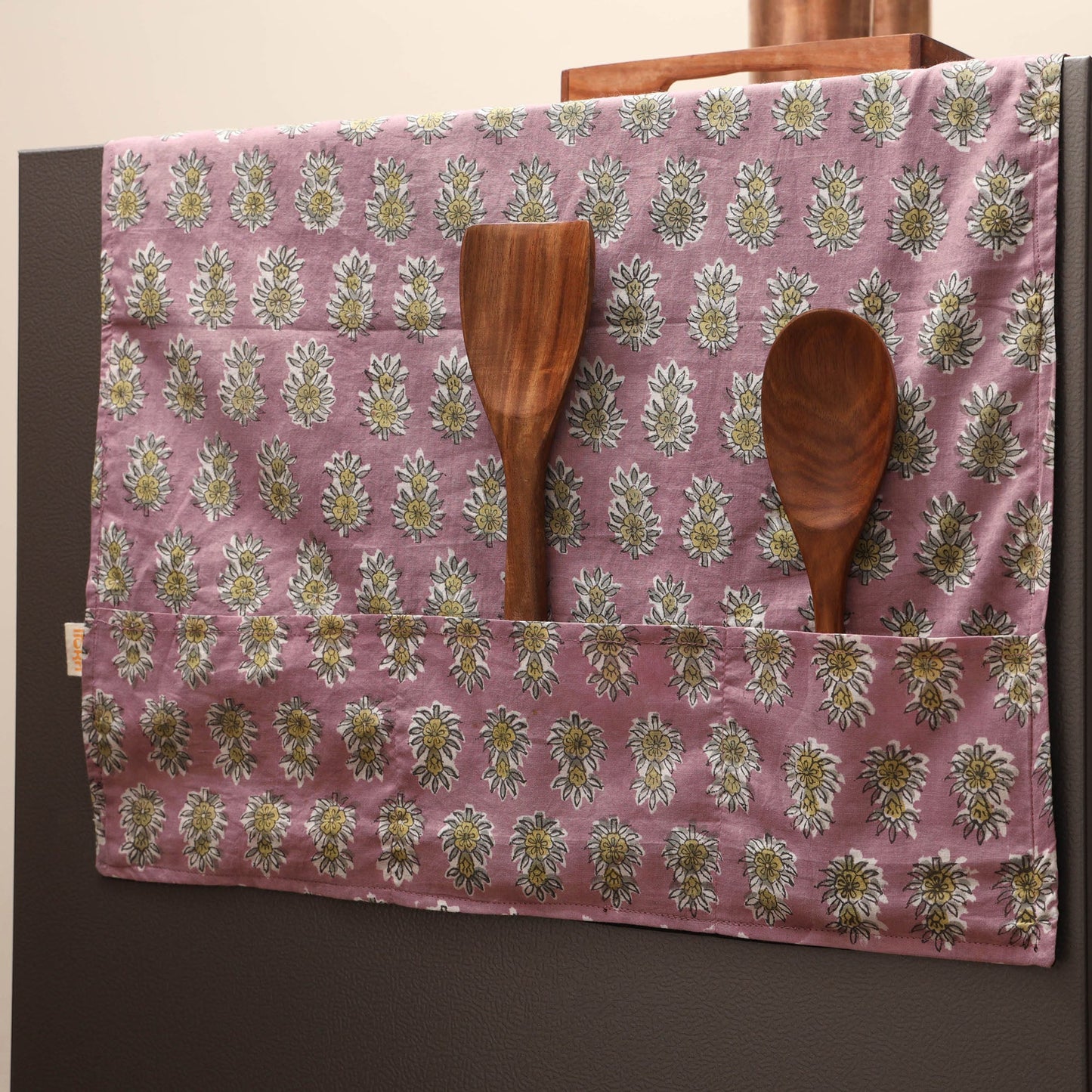 Handmade fridge top cover with multiple pockets 04