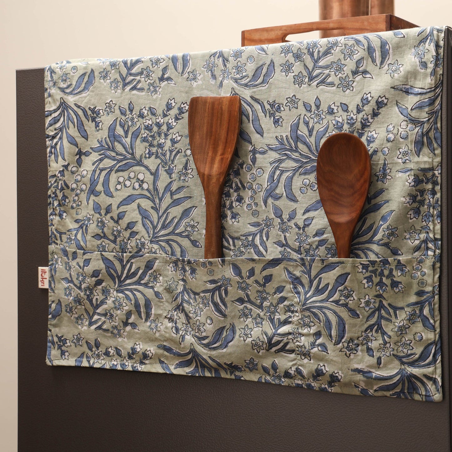 Handmade fridge top cover with multiple pockets 05