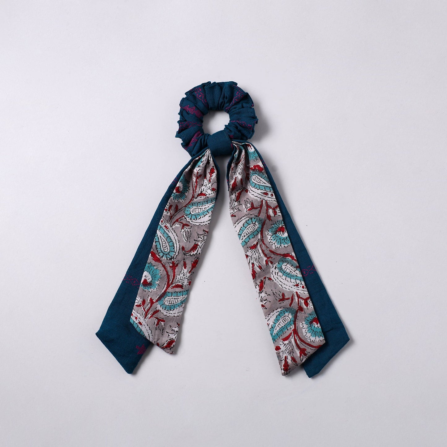 Handmade Tail Rubber Band/Scrunchie Tie
