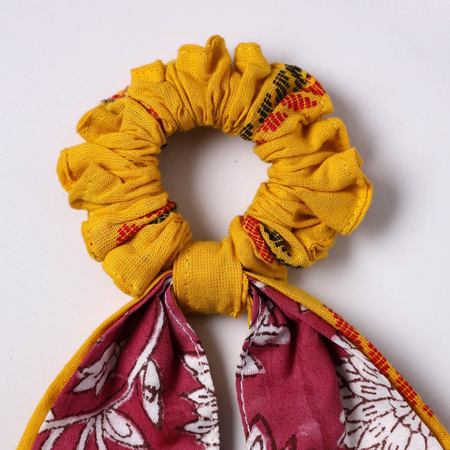 Handmade Tail Rubber Band/Scrunchie Tie