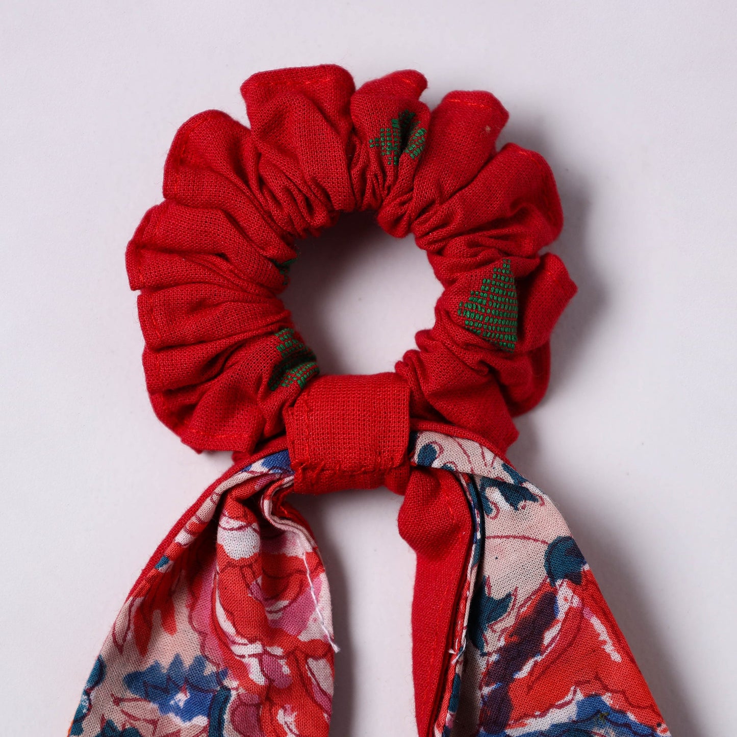 Handmade Tail Rubber Band/Scrunchie Tie