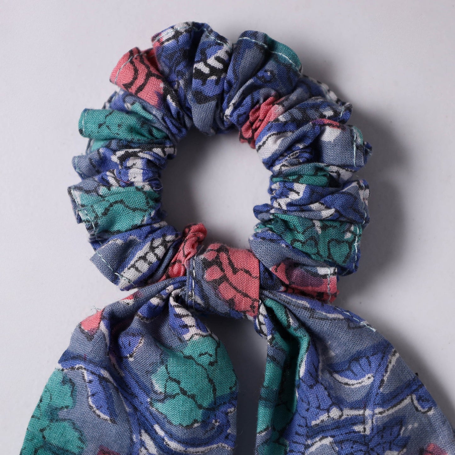 Handmade Tail Rubber Band/Scrunchie Tie