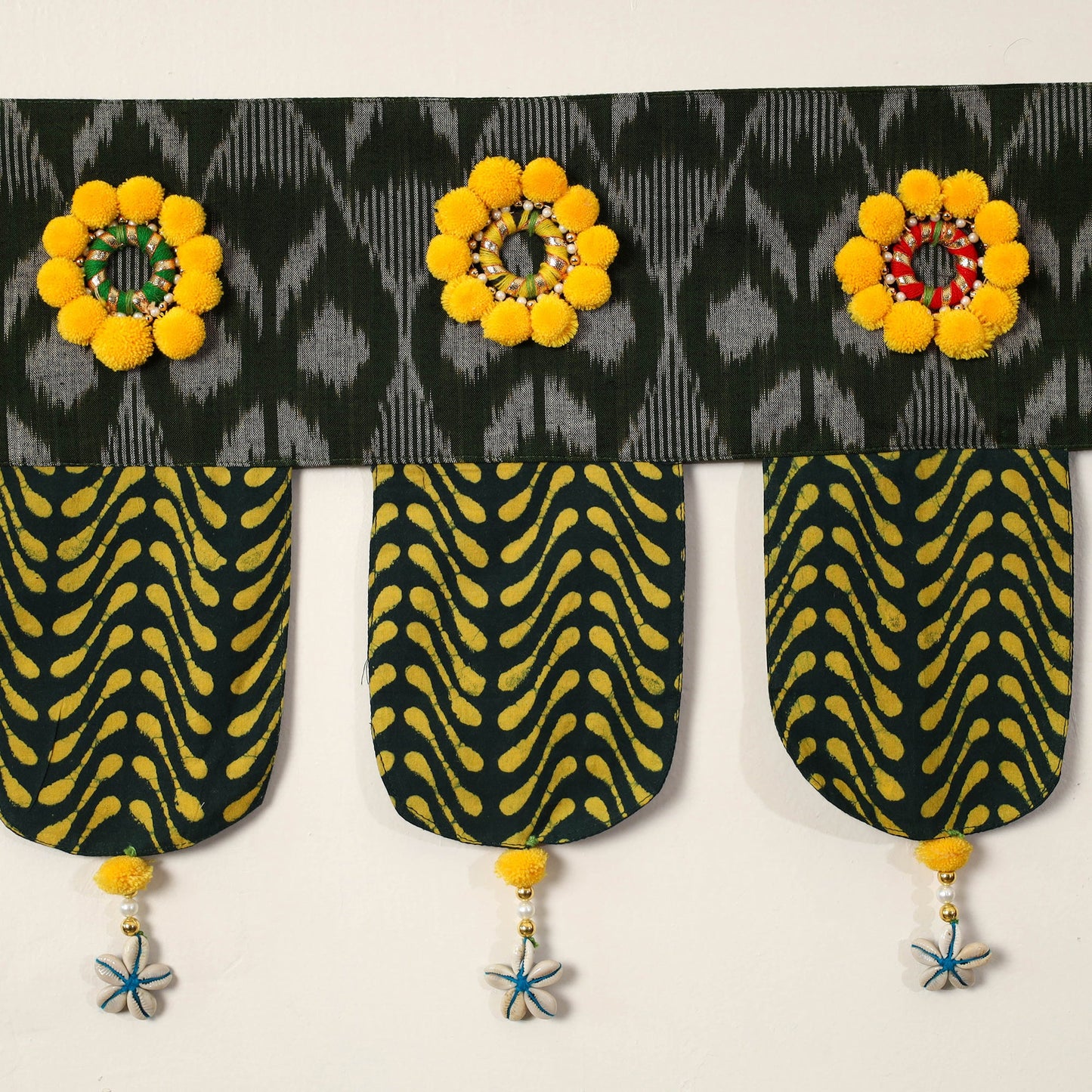 Handmade Toran for Door Decoration Online l iTokri.com