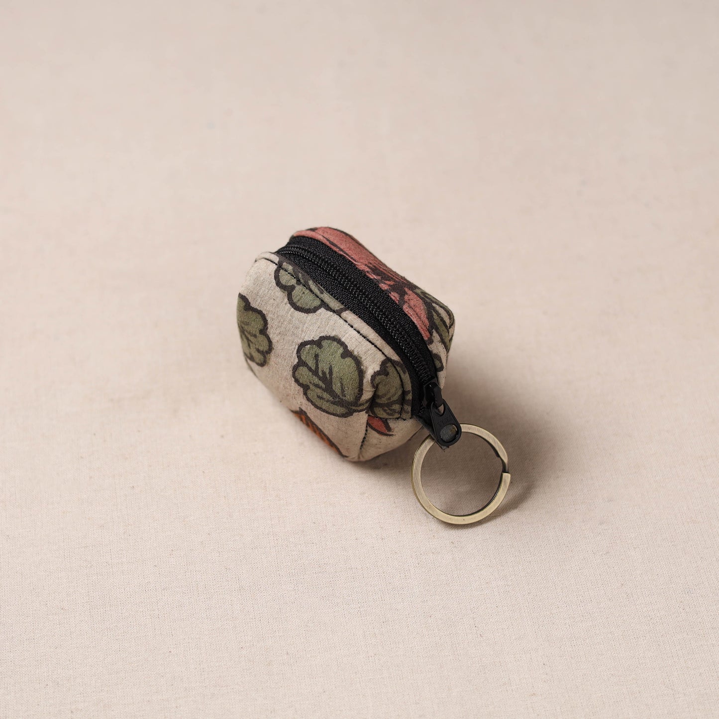 Handpainted kalamkari natural dyed keychain pouch 01