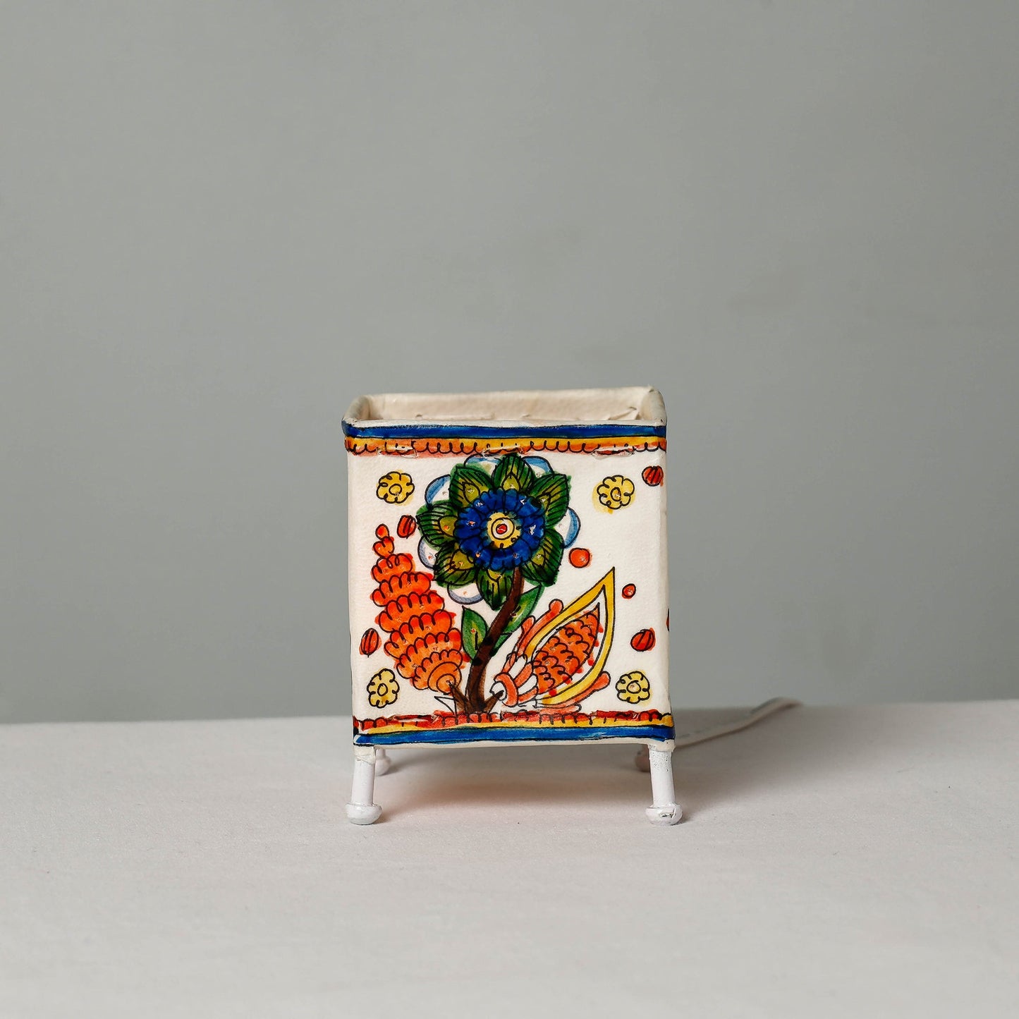 Handpainted Tholu Bommalata Leather Table Lamp l iTokri.com