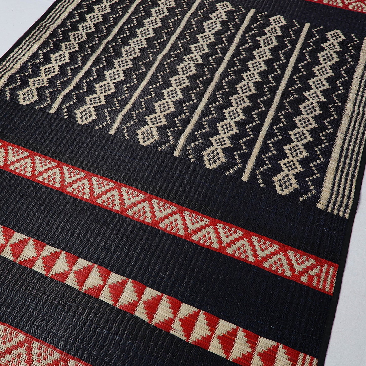 Handwoven Pattamadai Korai Grass Floor Mat
