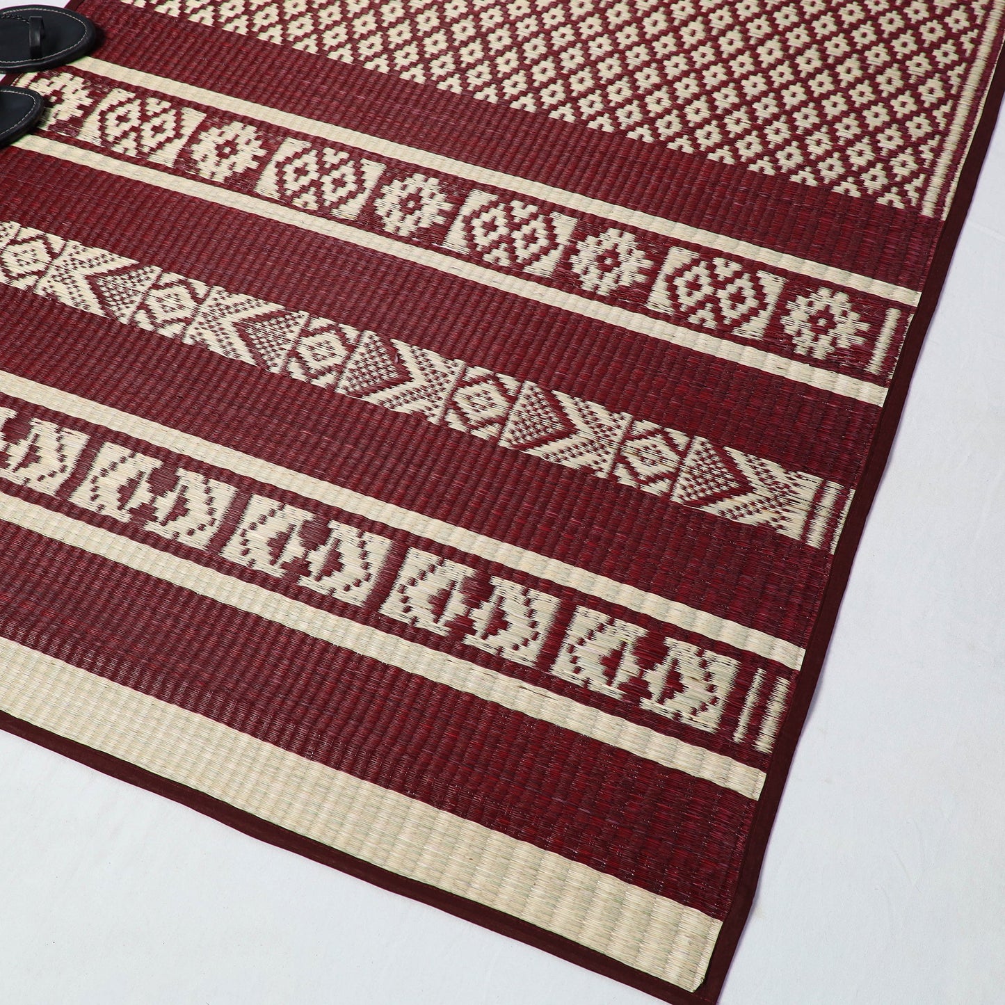 Handwoven Pattamadai Korai Grass Floor Mat