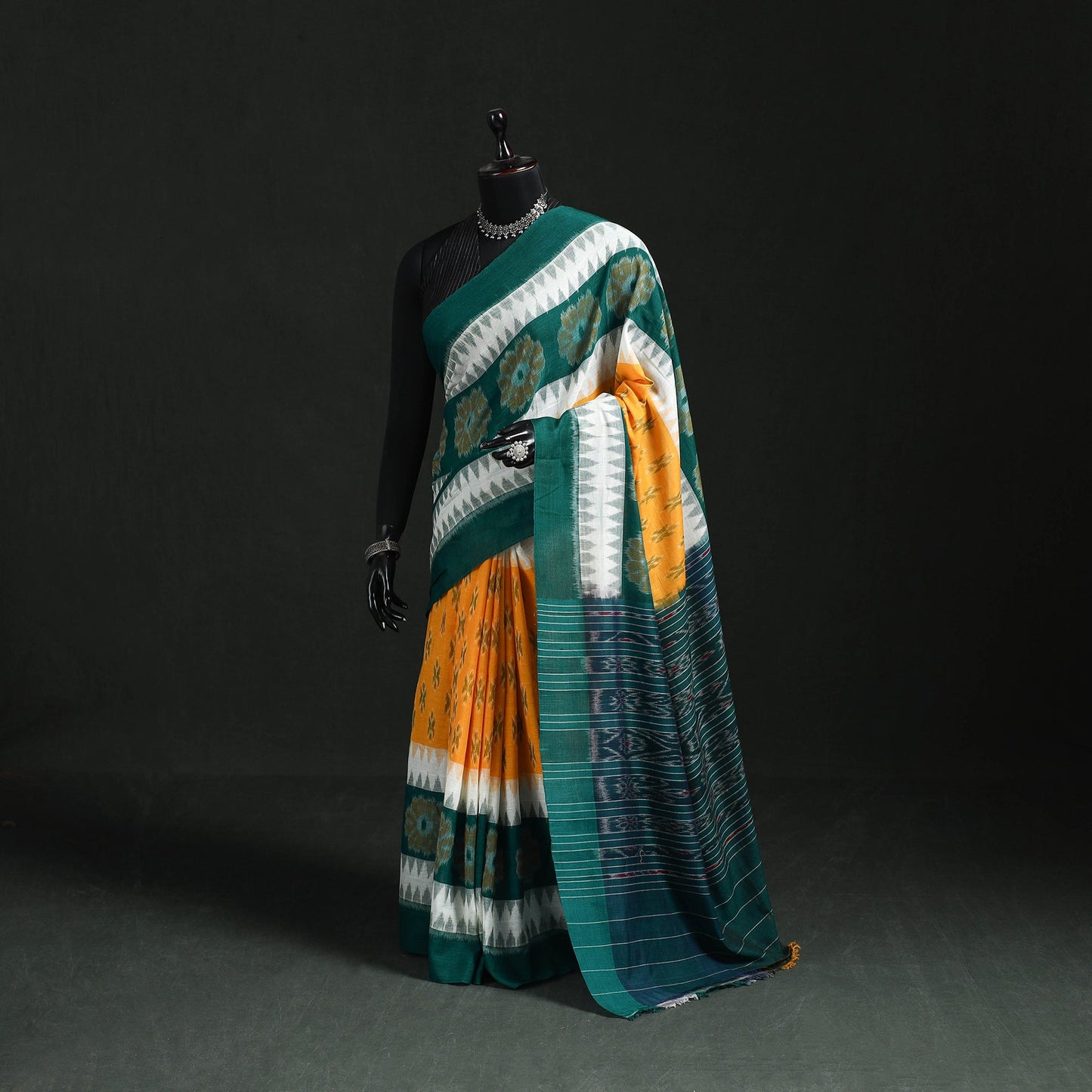 Ikat handloom cotton sambalpuri saree 12 - handcrafted