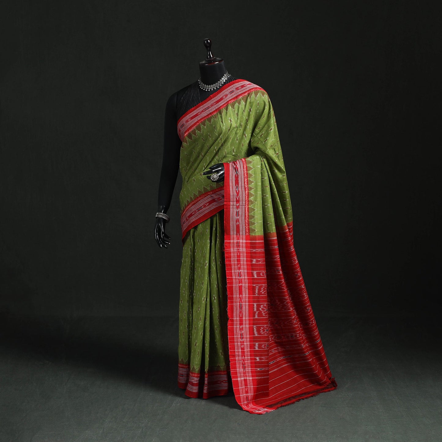 Ikat handloom cotton sambalpuri saree 19 - handcrafted