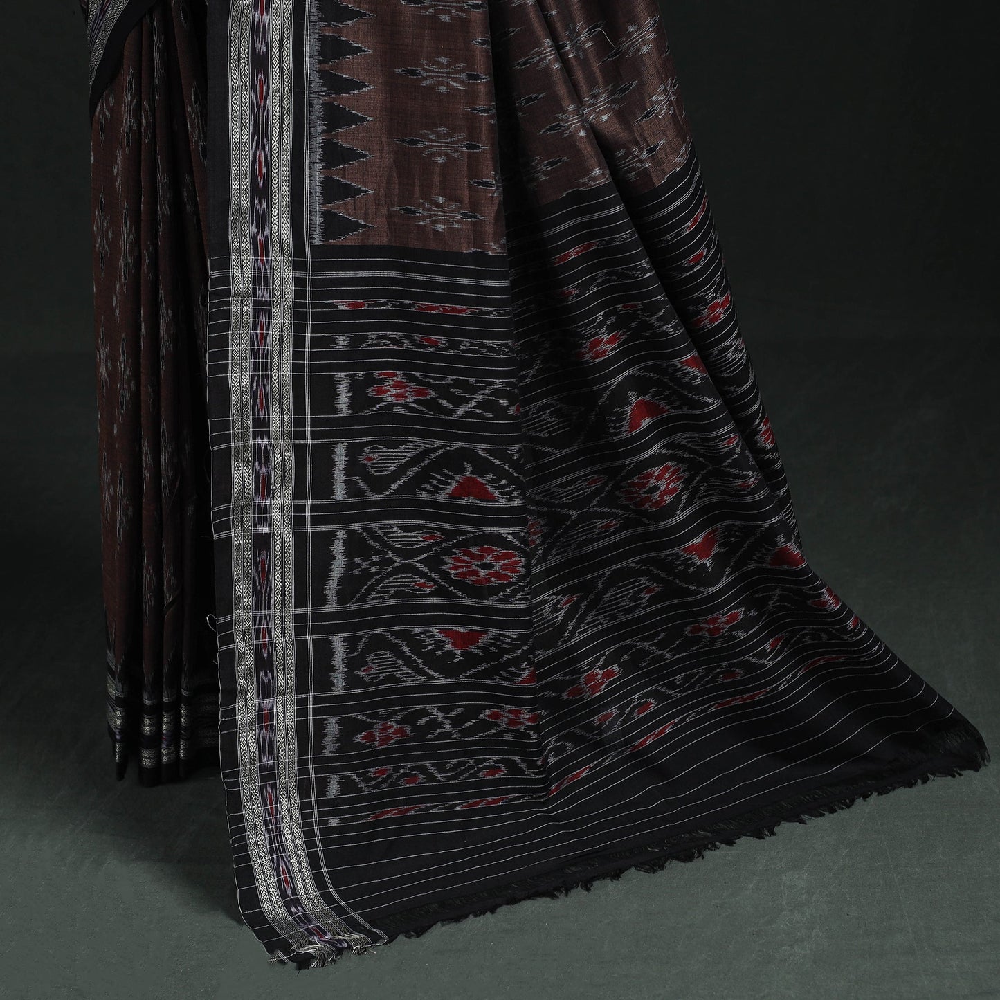 Ikat handloom cotton sambalpuri saree 42 - handcrafted