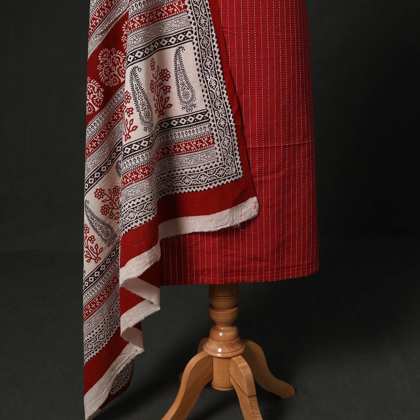 Jacquard cotton 2pc unstitched dress material kurta set