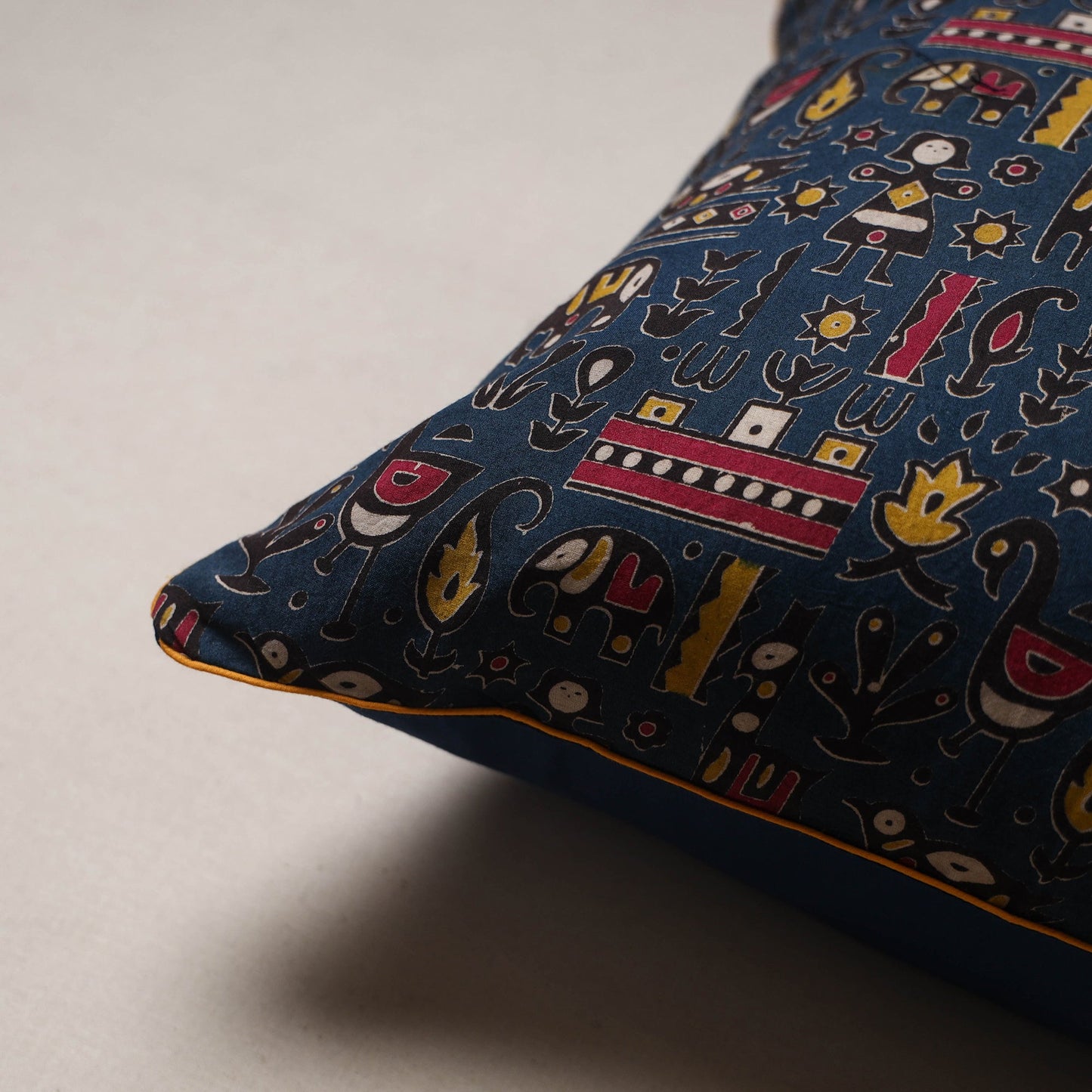 Kalamkari print cushion cover 40 - handcrafted