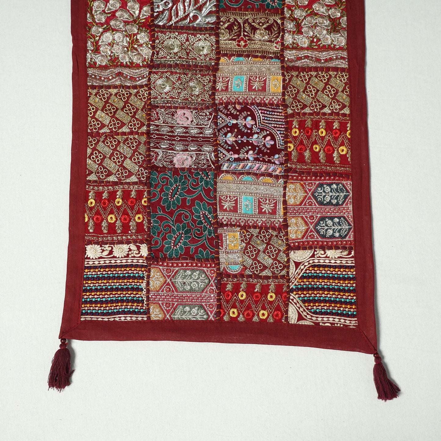 Khambadiya patchwork table runner (73 x 17 in) 08