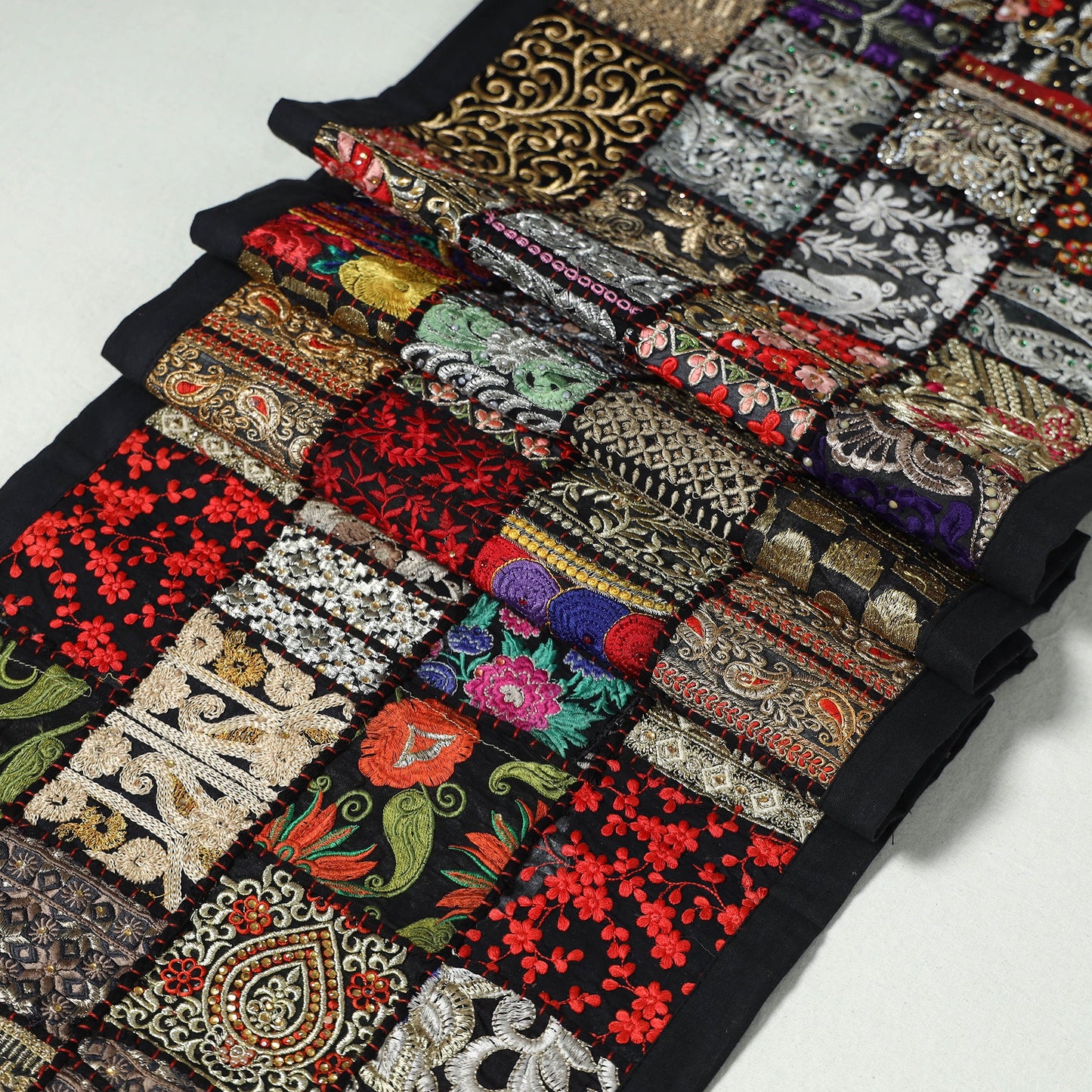 Khambadiya patchwork table runner (73 x 17 in) 21