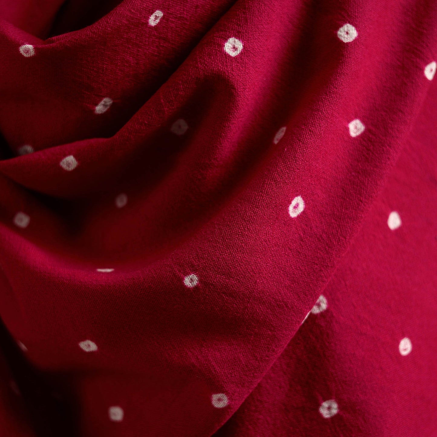 Kutch bandhani tie-dye handwoven merino wool shawl 08