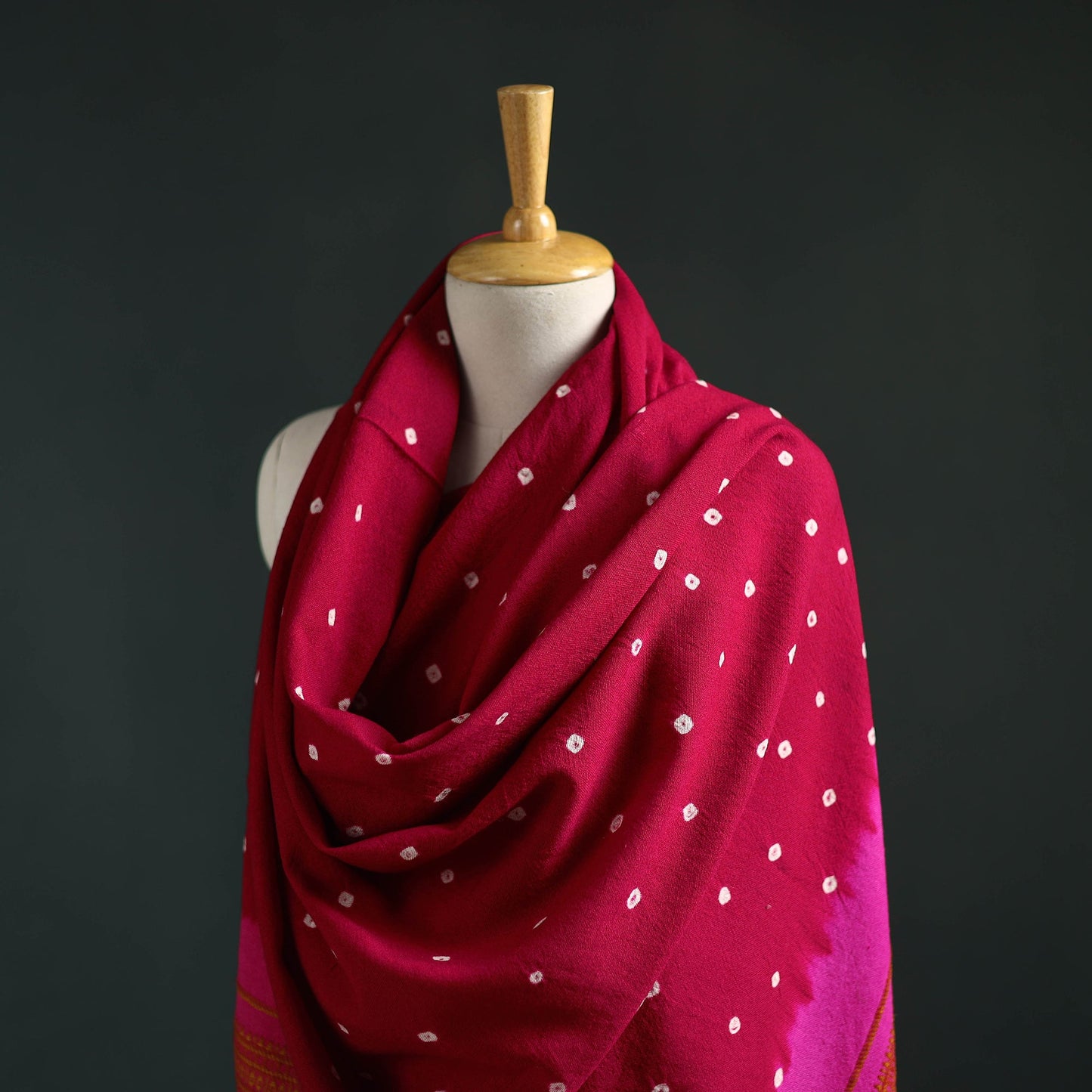 Kutch bandhani tie-dye handwoven merino wool shawl 08