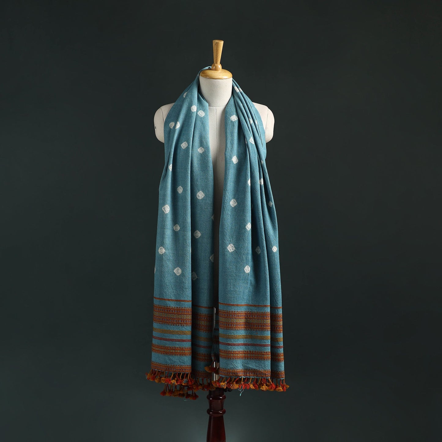 Kutch bandhani tie-dye handwoven merino wool shawl 31