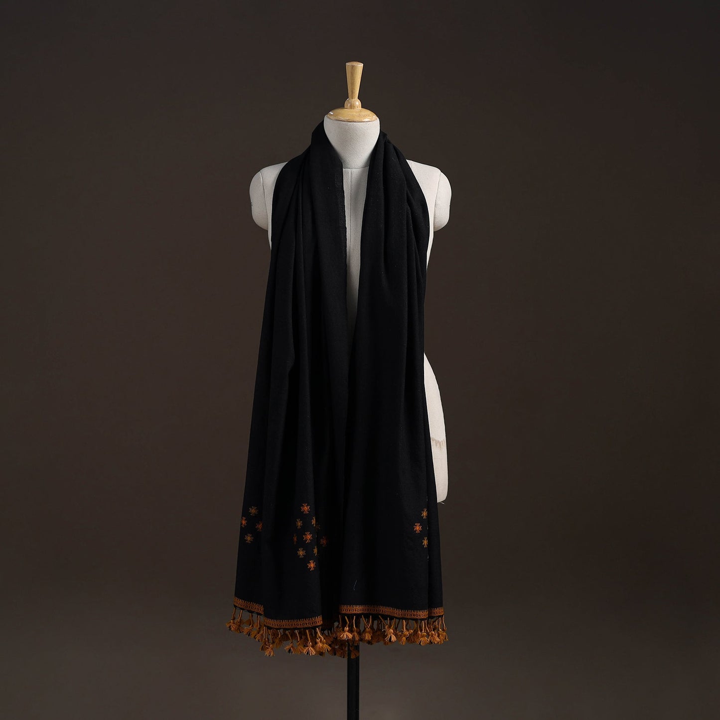 Kutch bhujodi handwoven merino wool shawl 57 - handcrafted