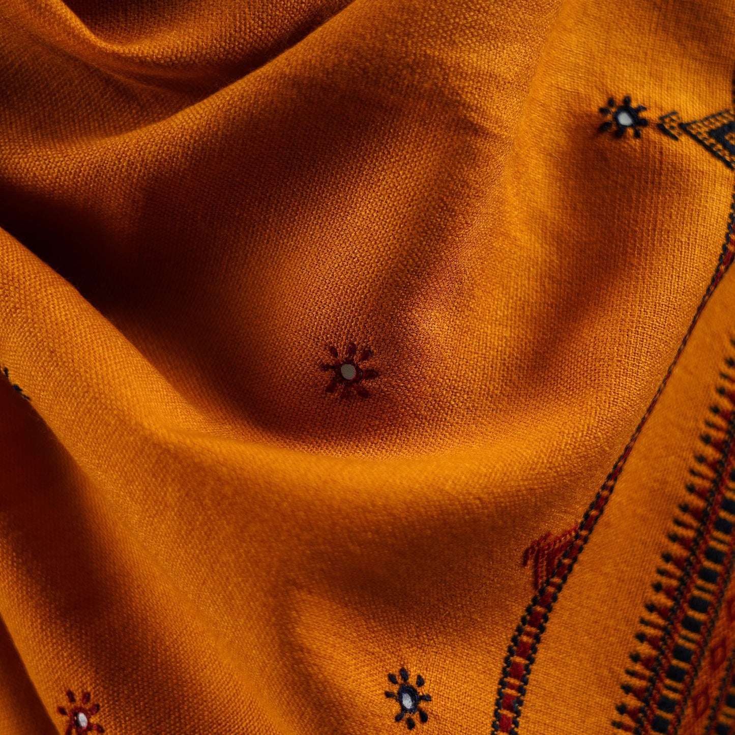 Kutch bhujodi handwoven mirror work wool shawl 09