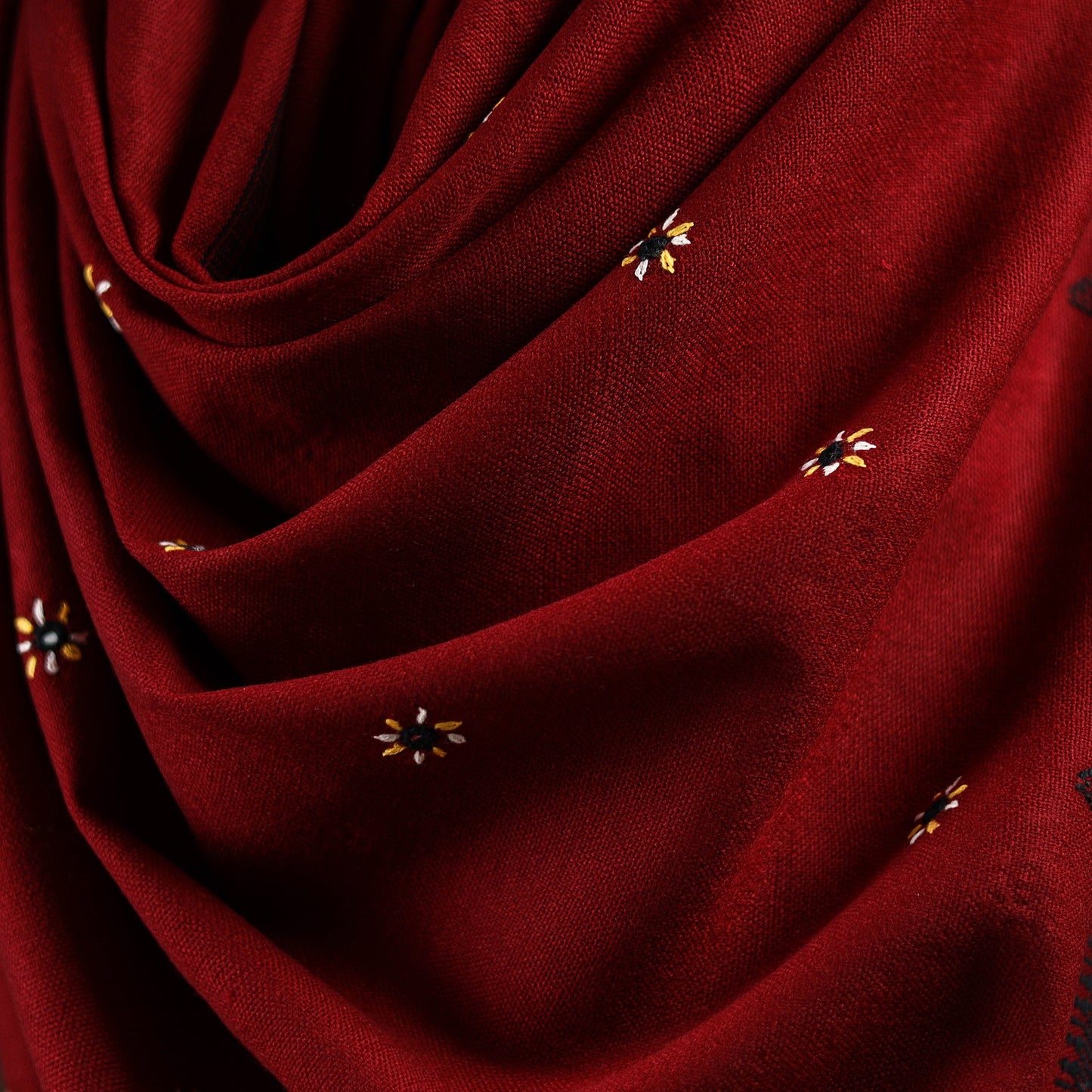 Kutch bhujodi handwoven mirror work wool shawl 29