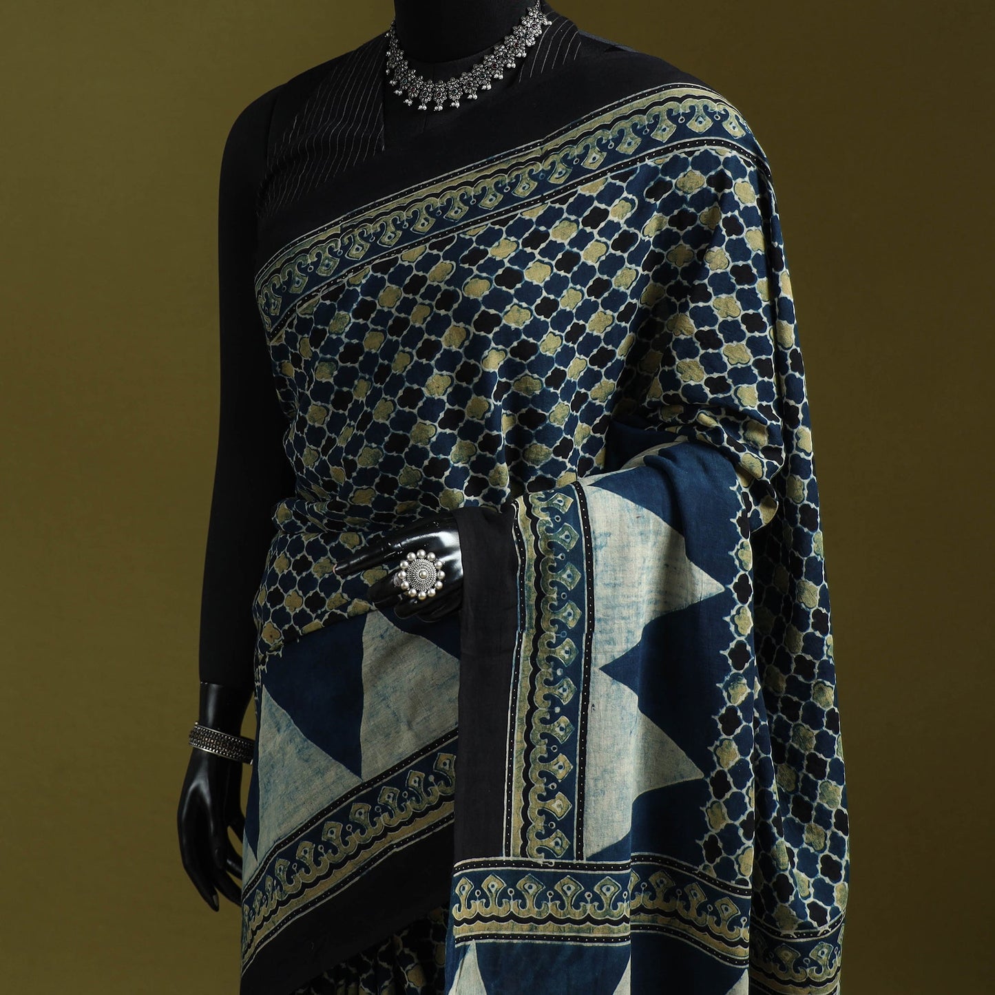 Kutch hand block print natural dyed pure mul cotton ajrakh