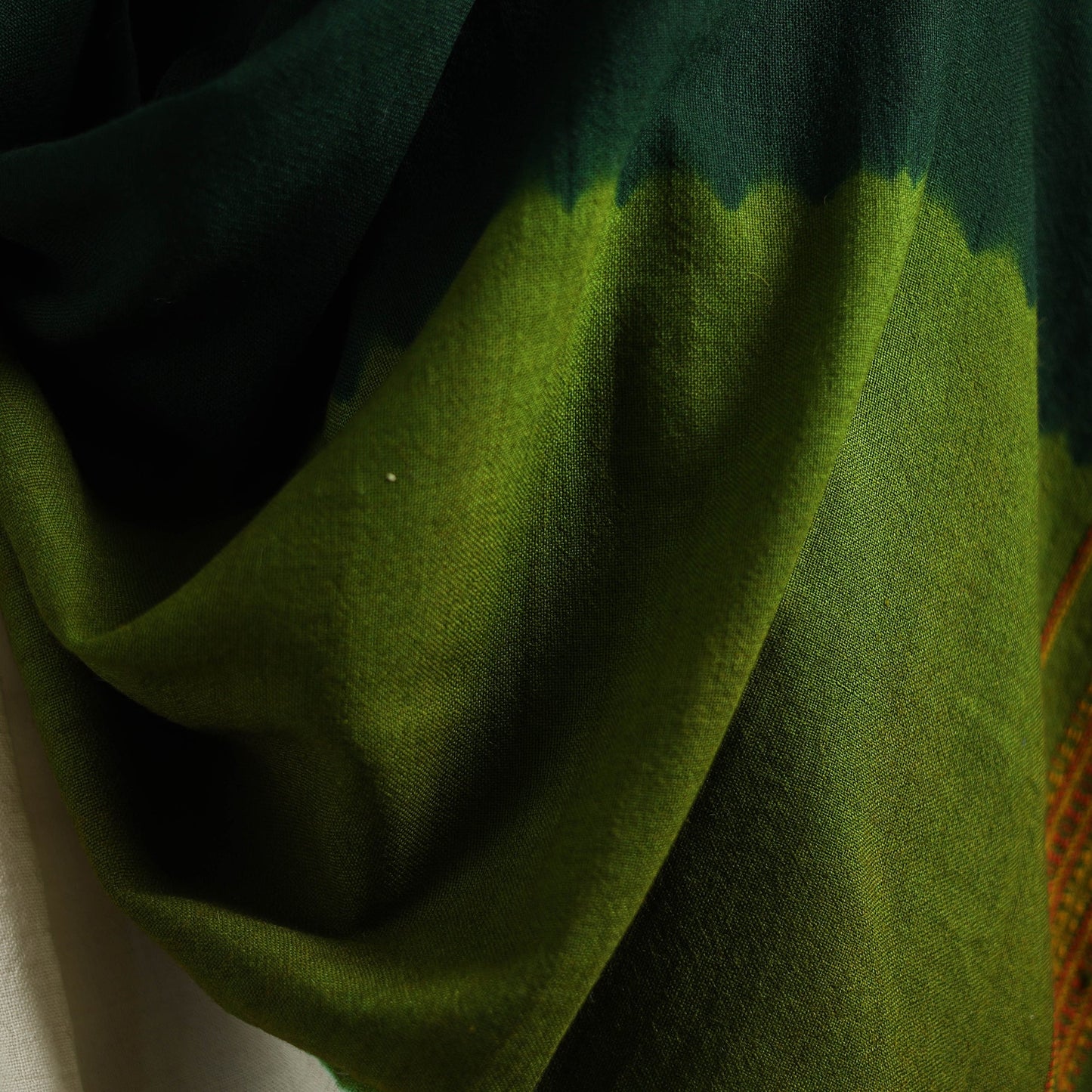 Kutch shibori tie-dye handwoven merino wool shawl 04