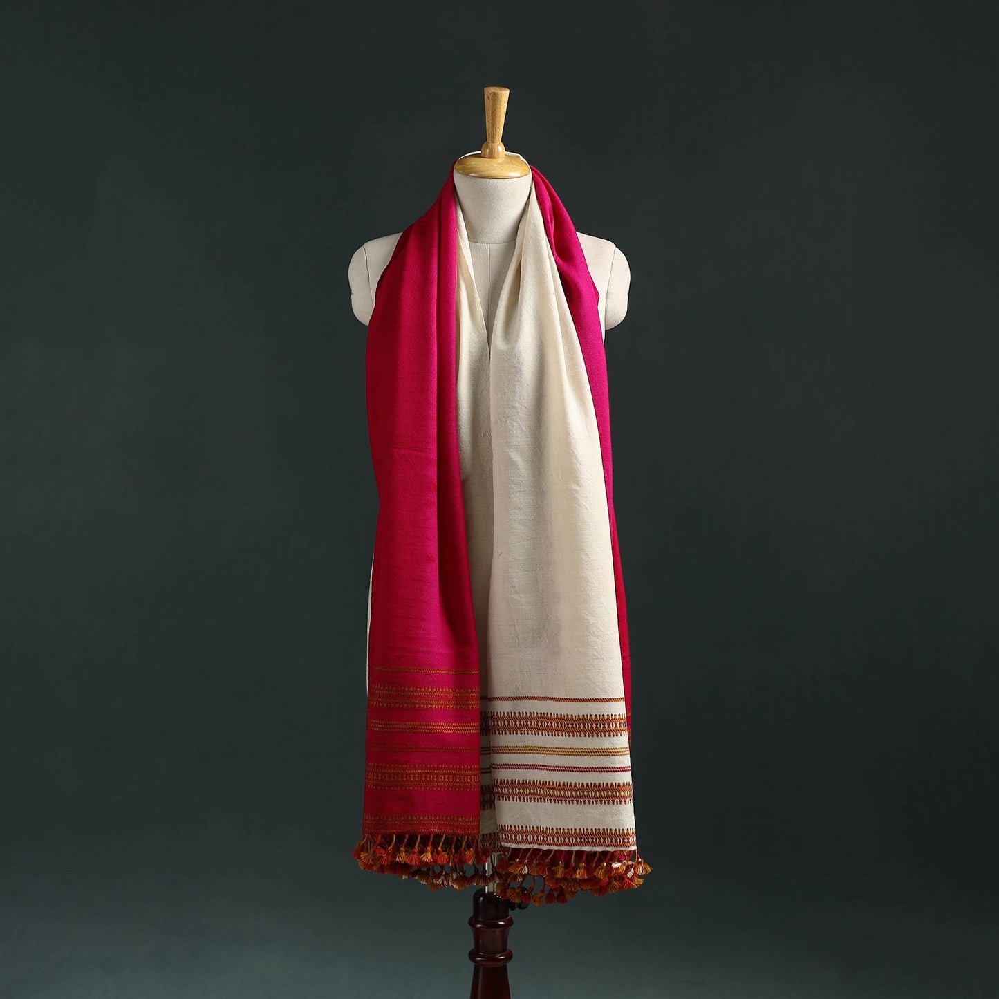 Kutch shibori tie-dye handwoven merino wool shawl 05
