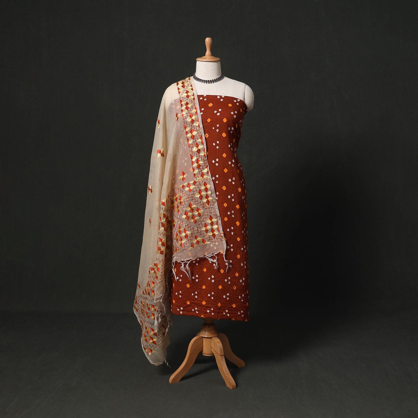 Kutch tie-dye cotton bandhani 2pc unstitched dress material