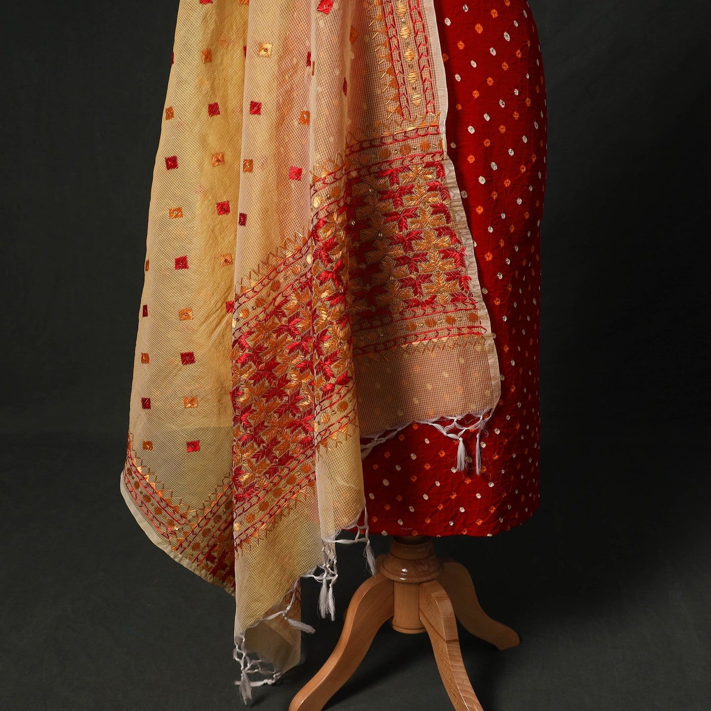 Kutch tie-dye cotton bandhani 2pc unstitched dress material
