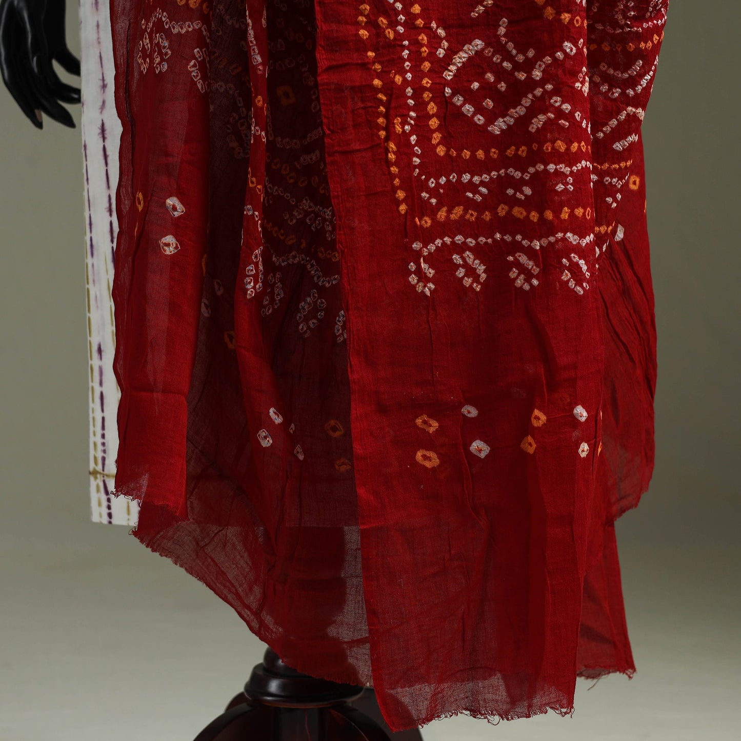 Kutch tie-dye pure mul cotton bandhani dupatta 02