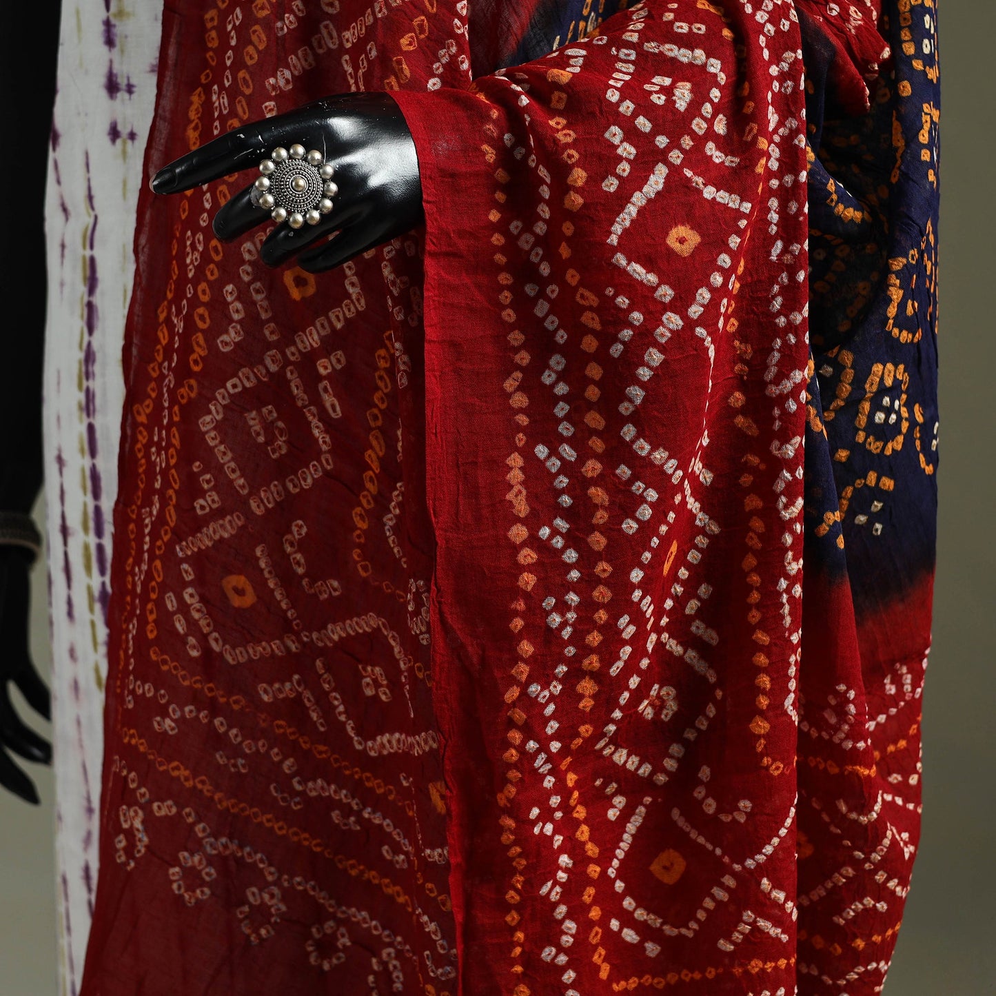 Kutch tie-dye pure mul cotton bandhani dupatta 06